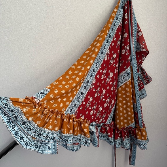 Guka Since Then Asymmetric Crop Top Sarong Skirt Set - Picture 5 of 10